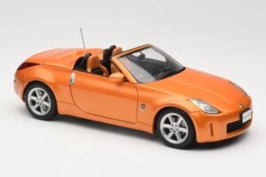 Nissan Fairlady Z Z33 Roadster Sunset Orange AUTOart 1:18 77377 Kov – obrázek 6 z 8