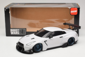 Nissan GT-R R35 Boost Wars 2 Bílý Jp Kraemo 1:18 KRAEMO001 Kov – obrázek 7 z 7