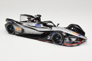 Nissan IM02 Nissan e.dams #23 S. Buemi Formula E Season 5 2019 Minichamps 1:18 114180023 Kov – obrázek 4 z 6