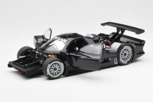 Nissan R390 GT1 #0 24 Hours of Le Mans 1998 AUTOart 1:18 89878 Kov – obrázek 2 z 8