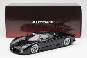 Nissan R390 GT1 #0 24 Hours of Le Mans 1998 AUTOart 1:18 89878 Kov – obrázek 8 z 8