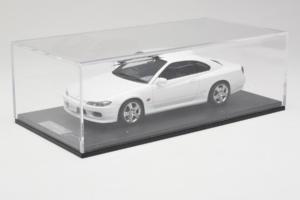 Nissan Silvia S15 Spec-S Bílý Cracked Plexi One Model 1:18 REMC034 Kov – obrázek 6 z 7