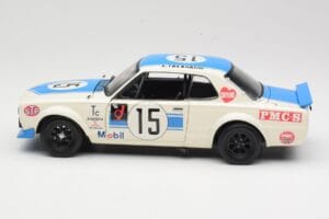 Nissan Skyline 2000GT-R KPGC10 #15 K. Takahashi Nissan Works JTCC 1972 Kyosho 1:18 08122B Kov – obrázek 4 z 8