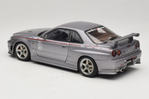 Nissan Skyline GT-R R34 Nismo S-Tune Stříbrný AUTOart 1:18 77358 Kov – obrázek 7 z 8