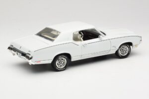 Oldsmobile Cutlass SX Bílý ERTL 1:18 33775 Kov – obrázek 3 z 8