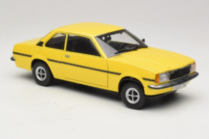 Opel Ascona B SR Žlutý Poškrábaný Přední Nárazník Sun Star 1:18 5384 Kov – obrázek 7 z 9