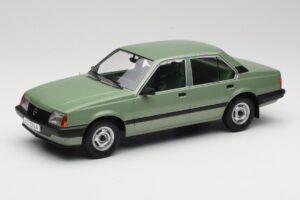 Opel Ascona C Metallic Light Green MCG 1:18 MCG18458 Kov