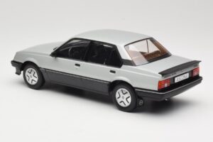 Opel Ascona C SR Stříbrný MCG 1:18 MCG18460 Kov – obrázek 5 z 6