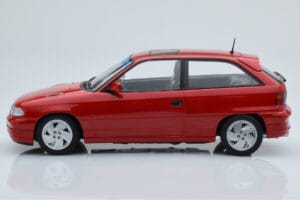 Opel Astra F GSi Červený Norev 1:18 183672 Kov – obrázek 3 z 6