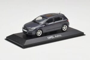 Opel Astra H Šedý Minichamps 1:43 B24910027A Kov – obrázek 2 z 4