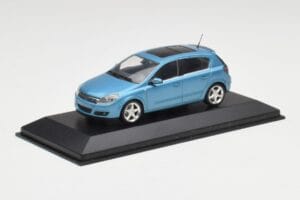Opel Astra H Světle Modrý Minichamps 1:43 400043001 Kov – obrázek 2 z 4