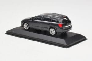 Opel Astra H Kombi Tmavě Šedý Minichamps 1:43 ASTRA002 Kov – obrázek 3 z 4