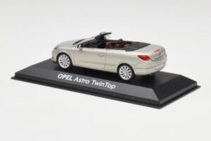 Opel Astra H Twin Top Stříbrný Minichamps 1:43 403045633 Kov – obrázek 3 z 4