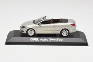 Opel Astra H Twin Top Stříbrný Minichamps 1:43 403045633 Kov