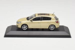 Opel Astra H Žlutý Metalíza Minichamps 1:43 403043003 Kov