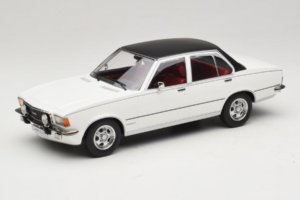 Opel Commodore B Bílý MCG 1:18 MCG18564 Kov