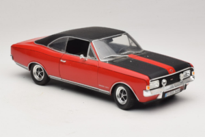 Opel Commodore GS/E Červený Revell 1:18 8826 Kov – obrázek 6 z 8
