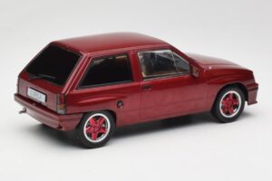 Opel Corsa A Custom Červený MCG 1:18 MCG18433 Kov – obrázek 2 z 6