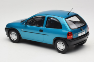 Opel Corsa B Blue Metallic MCG 1:18 MCG18514 Kov – obrázek 5 z 6