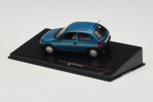 Opel Corsa B Swing Modrý IXO 1:43 CLC581N Kov – obrázek 3 z 4
