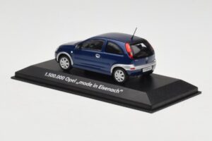 Opel Corsa C 1.5M Made in Eisenach Minichamps 1:43 OPEL003 Kov – obrázek 3 z 4