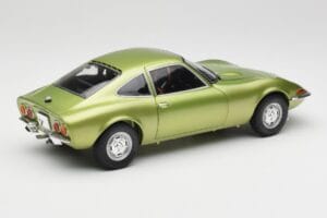 Opel GT Green Metallic Minichamps 1:18 180049029 Kov – obrázek 3 z 8