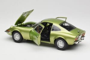 Opel GT Green Metallic Minichamps 1:18 180049029 Kov – obrázek 5 z 8