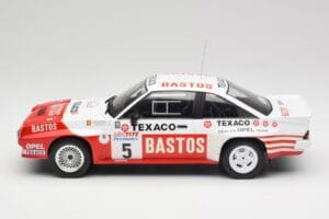Opel Manta 400 #5 G. Colsoul Rally Ypres 1985 IXO 1:18 18RMC134 Kov – obrázek 3 z 6