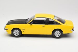 Opel Manta B GT/E Žlutý MCG 1:18 MCG18236 Kov – obrázek 3 z 6