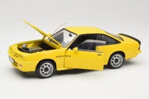 Opel Manta B GT/E Žlutý Revell 1:18 08421 Kov – obrázek 2 z 8