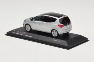 Opel Meriva B Stříbrný Metallic Minichamps 1:43 400040000 Kov – obrázek 3 z 4