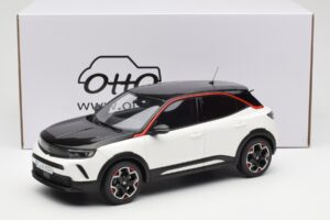 Opel Mokka-E GS Line Jada Bílý Otto 1:18 OT1045 Pryskyřice – obrázek 6 z 6