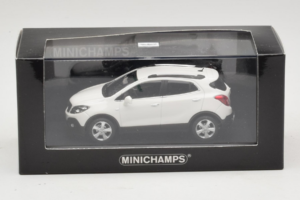 Opel Mokka Bílý Minichamps 1:43 410042100 Kov – obrázek 4 z 4