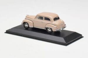 Opel Olympia A Béžový Minichamps 1:43 430040404 Kov – obrázek 3 z 4