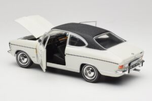Opel Olympia A Coupe Bílý Černý Revell 1:18 8446 Kov – obrázek 5 z 8