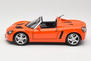 Opel Speedster Oranžový Maisto 1:18 31615 Kov – obrázek 4 z 8