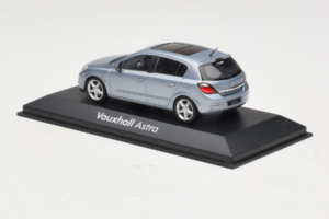 Opel Astra H Blue Metallic Minichamps 1:43 ASTRA004 Kov – obrázek 3 z 4