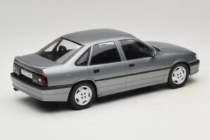 Opel Vectra A 2000 16V Tmavě Šedý MCG 1:18 MCG18462 Kov – obrázek 2 z 6
