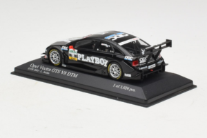 Opel Vectra GTS V8 #11 Playboy L. Aiello DTM 2005 Minichamps 1:43 436054611 Kov – obrázek 3 z 4