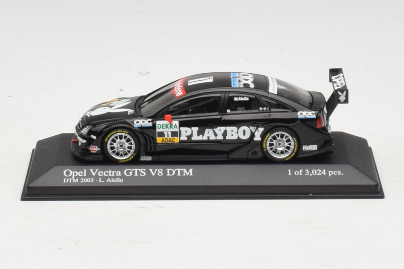 Opel Vectra GTS V8 #11 Playboy L. Aiello DTM 2005 Minichamps 1:43 436054611 Kov