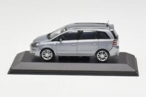Opel Zafira A OPC Light Blue Metallic Minichamps 1:43 ZAFIRA001 Kov