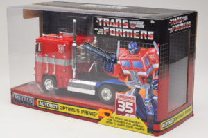 Optimus Prime Transformers Metals Diecast 1:24 99524 Kov – obrázek 3 z 3