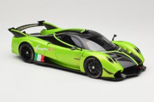 Pagani Huayra R Zelený LCD 1:18 LCD18012-GR Kov – obrázek 6 z 8