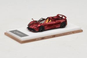 Pagani Huayra Roadster Tricolore Červený Henson & Heaven 1:64 PHRTR01 Kov – obrázek 2 z 7