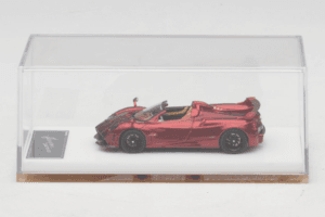 Pagani Huayra Roadster Tricolore Červený Henson & Heaven 1:64 PHRTR01 Kov – obrázek 6 z 7