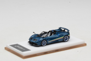Pagani Huayra Tricolore Roadster Modrý Henson & Heaven 1:64 PHTRB01 Pryskyřice – obrázek 2 z 8
