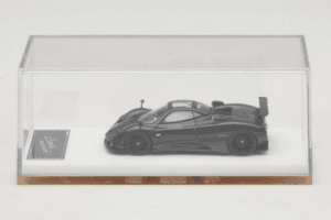 Pagani Zonda Tricolore Exposed Carbon Henson & Heaven 1:64 PZTEC01 Kov – obrázek 6 z 7