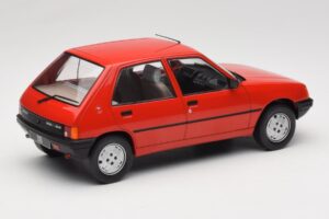 Peugeot 205 Červený MCG 1:18 MCG18492 Kov – obrázek 2 z 6