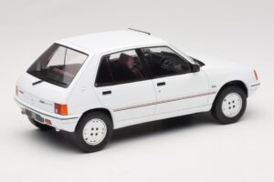 Peugeot 205 Bílý MCG 1:18 MCG18493 Kov – obrázek 2 z 6