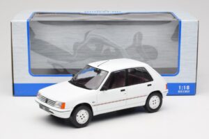 Peugeot 205 Bílý MCG 1:18 MCG18493 Kov – obrázek 6 z 6